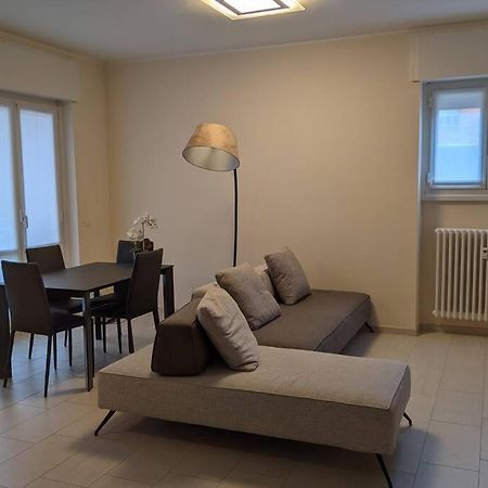 Modern Apartment - Como Centro Eksteriør billede